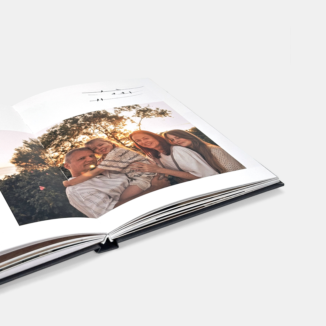 Фотокнига Древо <br />в твердой тканевой обложке и сливером с вашим фото