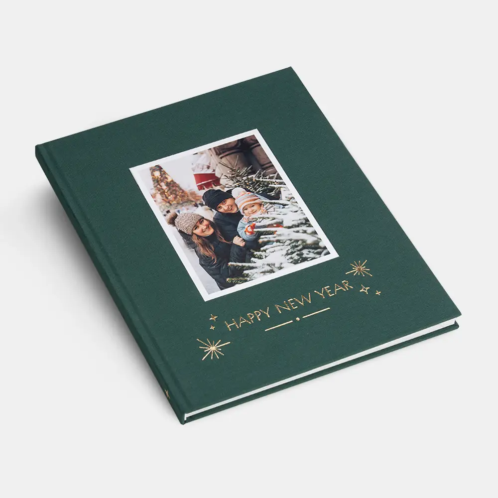 Новогодняя коллекционная Happy New Year фотокнига в тканевой обложке Новогодняя коллекционная Happy New Year фотокнига в тканевой обложке