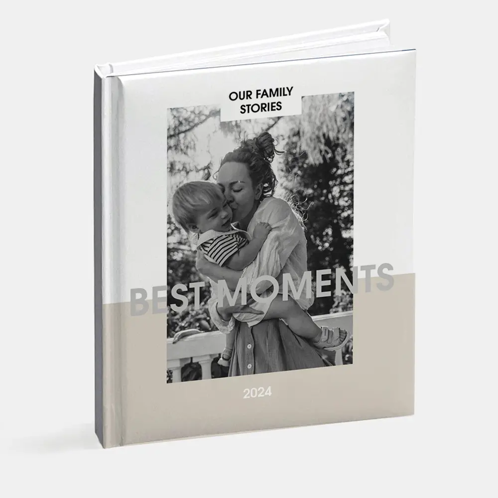 Вертикальная фотокнига в твердой фотообложке Layflat