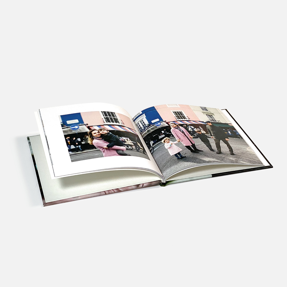 Фотокнига Классика с фотообложкой Konica Minolta Фотокнига Классика с фотообложкой Konica Minolta