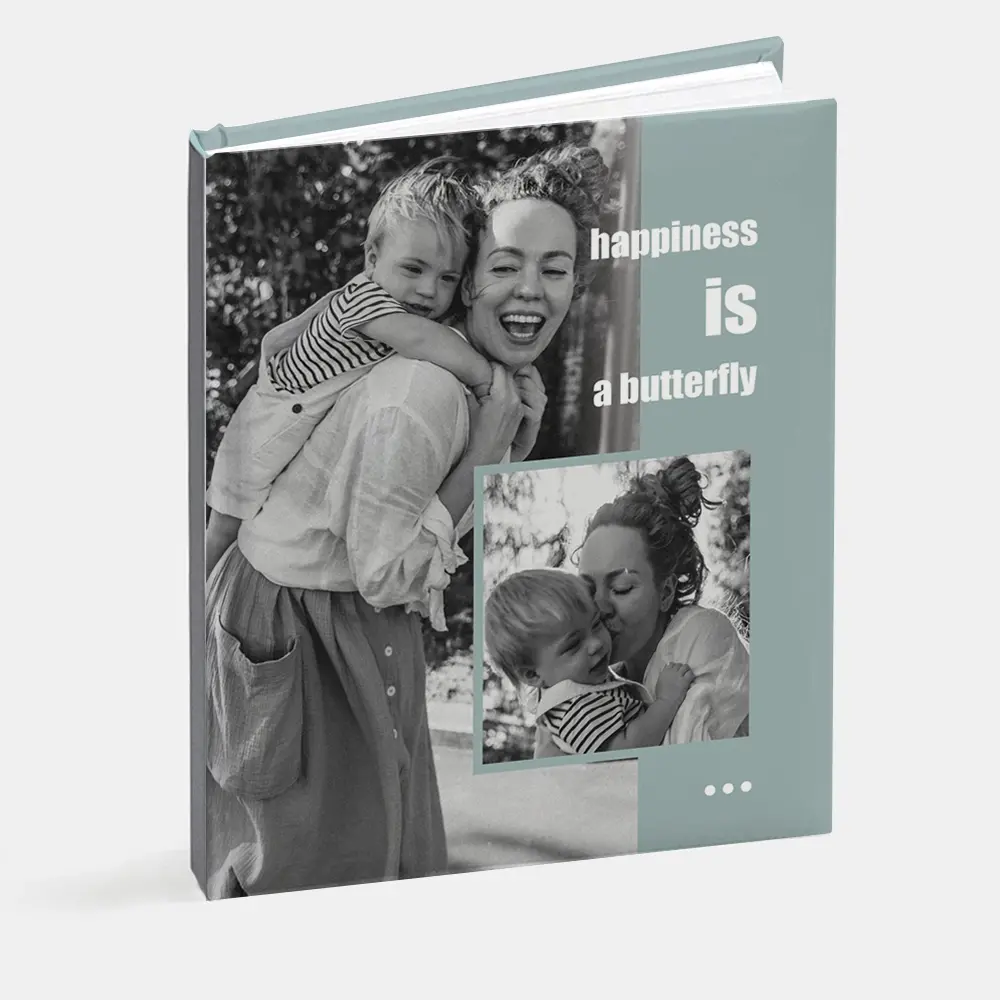 Вертикальная фотокнига в твердой фотообложке Layflat