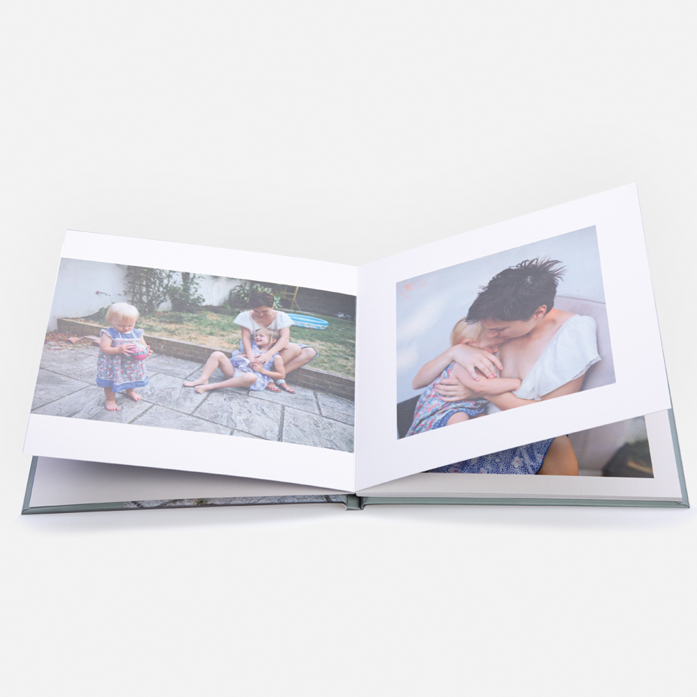 Квадратная фотокнига в твердой фотообложке Layflat Квадратная фотокнига в твердой фотообложке Layflat