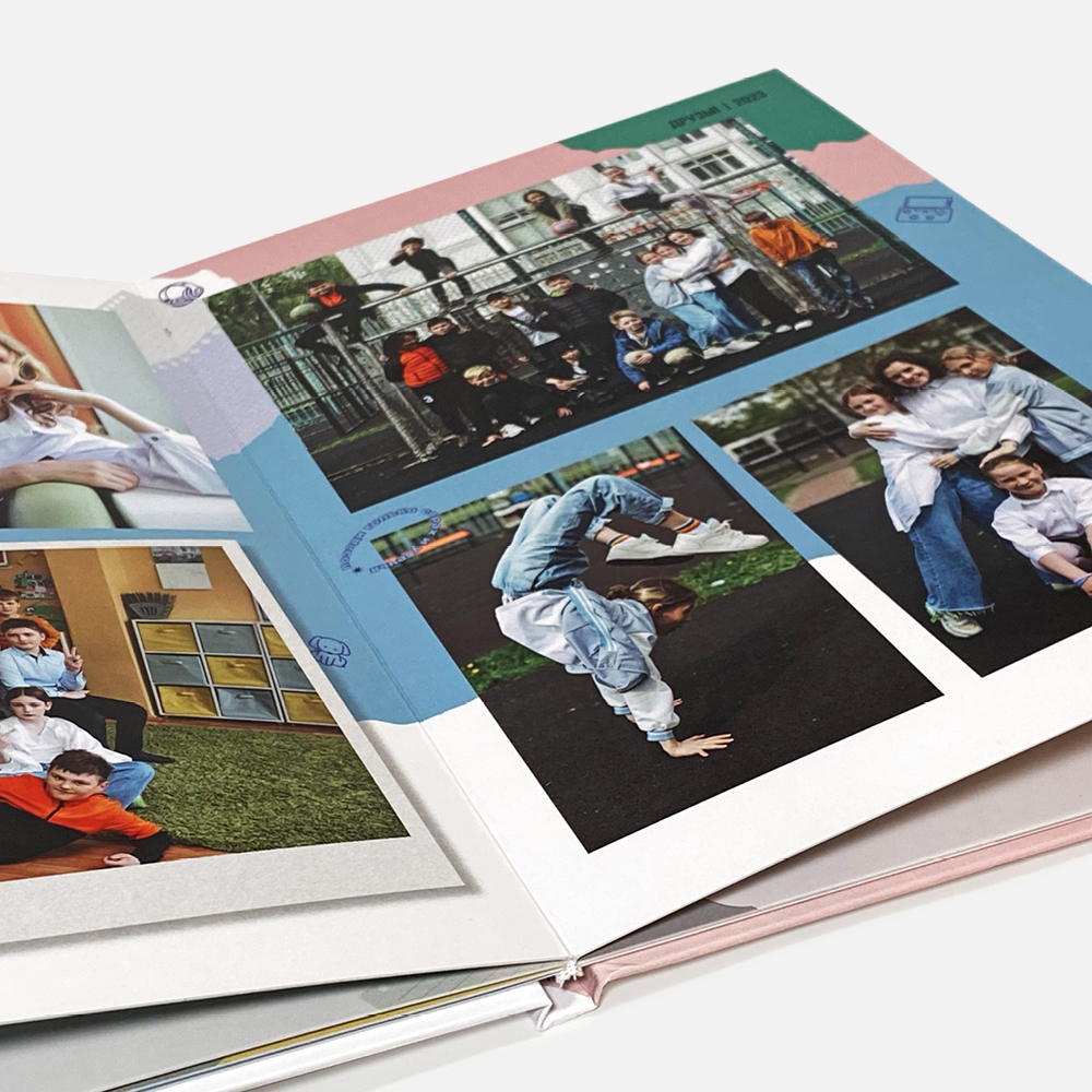 Выпускной альбом в твердой фотообложке «Аппликация» Выпускной альбом в твердой фотообложке «Аппликация»