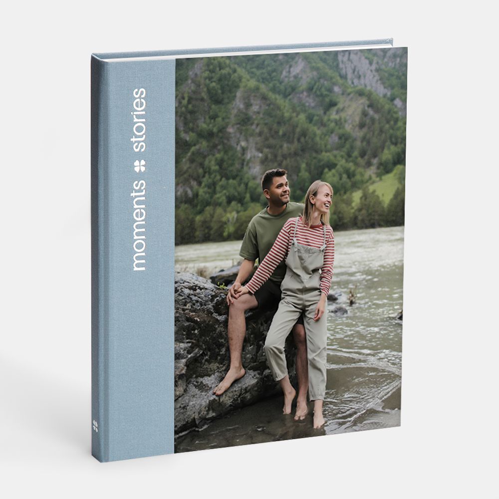 Коллекционная фотокнига Moments and stories в комбинированной обложке серо-голубого цвета