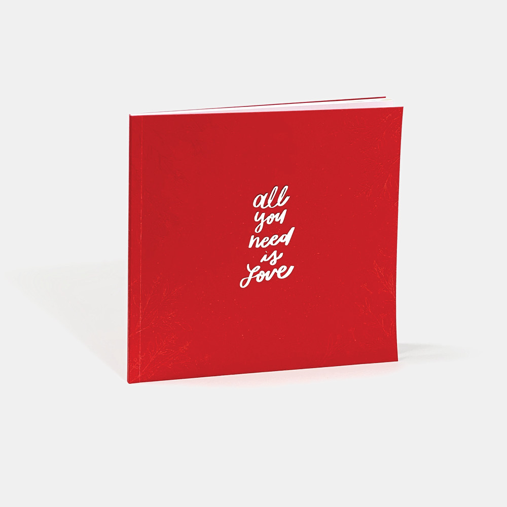 Красная фотокнига в мягкой обложке Love Красная фотокнига в мягкой обложке Love