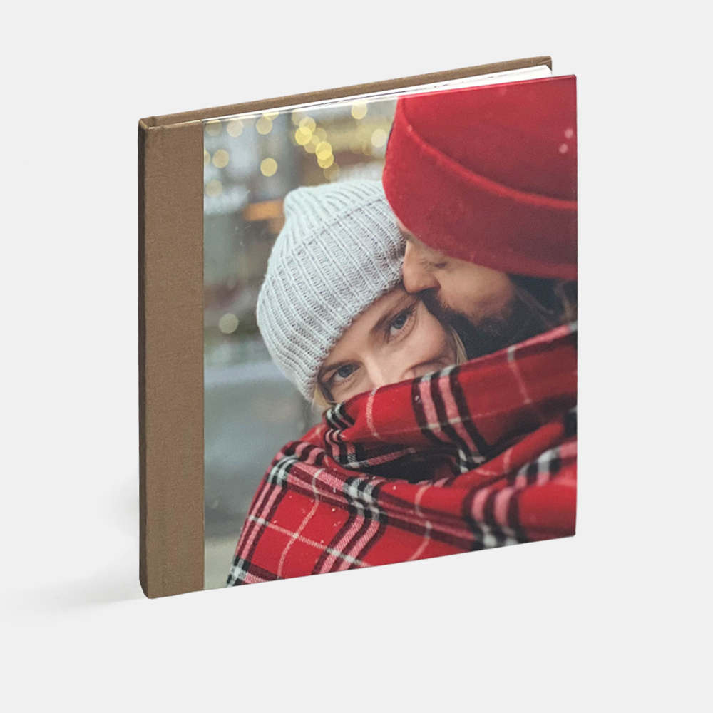 Фотокнига в твердой комбинированной обложке 20x20 см